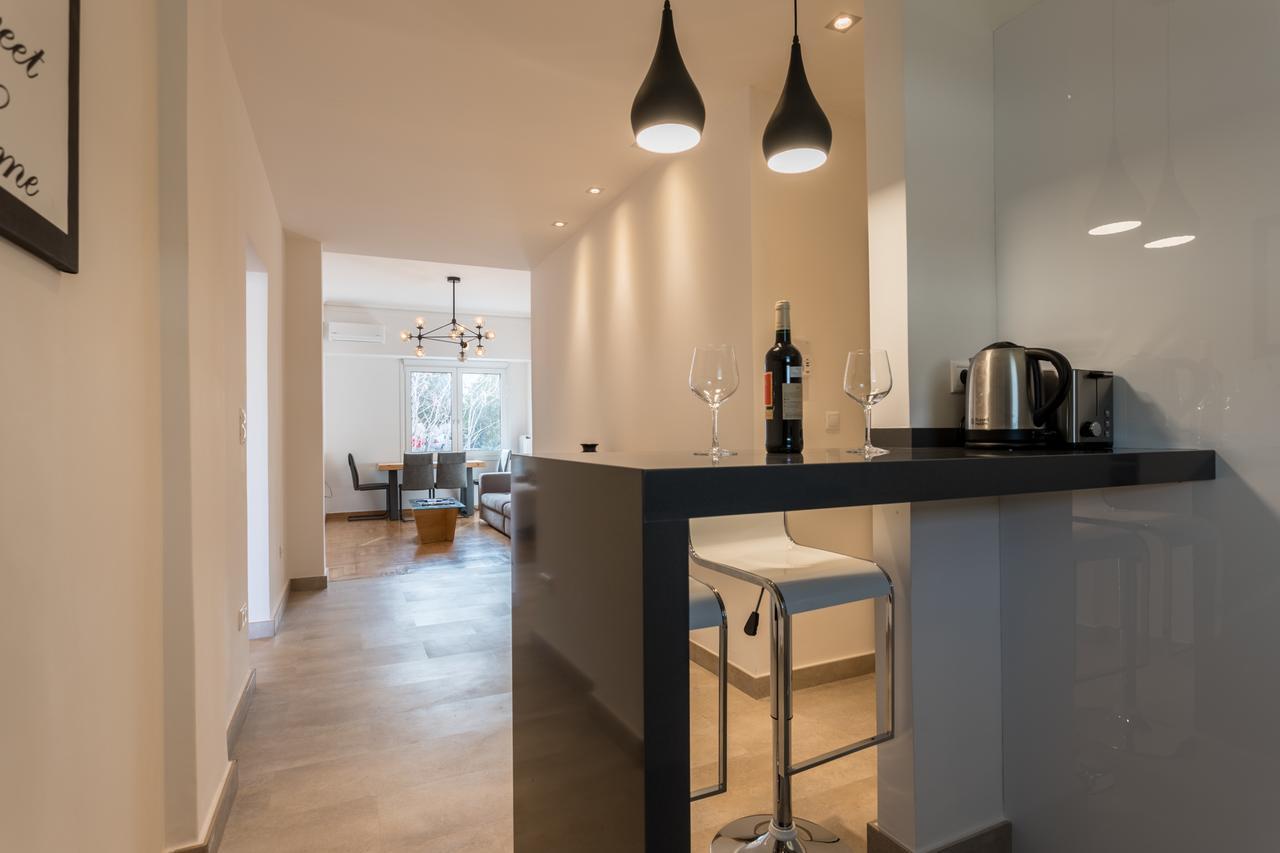 Pagrati 2Bdr Flat Apartment Атина Екстериор снимка